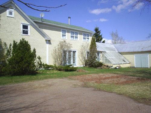 Easterbrooks House - Side view showing how the old blends with new; Town of Sackville