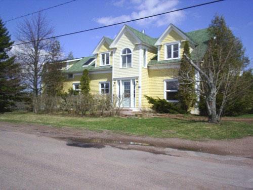 Easterbrooks House - Front facade - Newer windows in an older structure; Town of Sackville