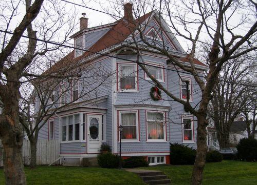 Northwest perspective of the Lindsay Gardner House, Yarmouth, NS, 2006.; Heritage Division, NS Dept. of Tourism, Culture and Heritage, 2006