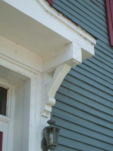 Decorative bracket, The Willow House, Pictou, 2006; Heritage Division, NS Dept of Tourism, Culture and Heritage, 2006