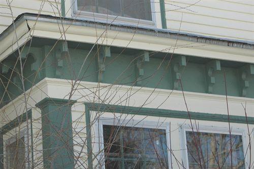 Bracket Detail, The Willows, Annapolis Royal, 2007; Heritage Division, NS Dept. of Tourism, Culture and Heritage, 2007