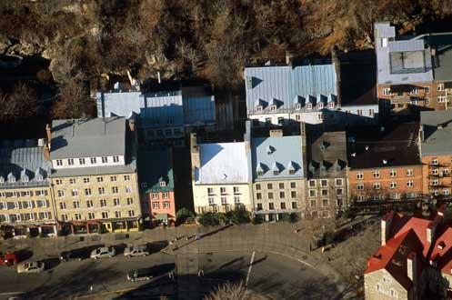 Maison Jean-Demers; Ministère de la Culture et des Communications, Pierre Lahoud, 2004