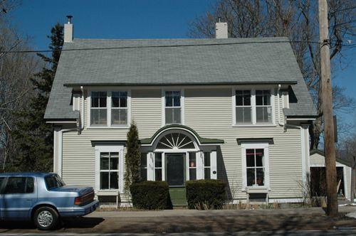 Front elevation of 518 St George Street, Annapolis Royal, Nova Scotia.; Heritage Division, NS Dept. of Tourism, Culture and Heritage, 2007