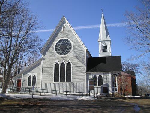 Front elevation, Trinity Anglican Church, Digby, Nova Scotia, 2004.; Heritage Division, NS Dept. of Tourism, Culture and Heritage, 2004.