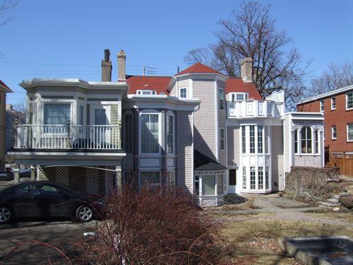 Rear elevation, Thorndean, Inglis Street, Halifax, 2007. 
; Heritage Division, NS Dept. of Tourism, Culture and Heritage, 2007.