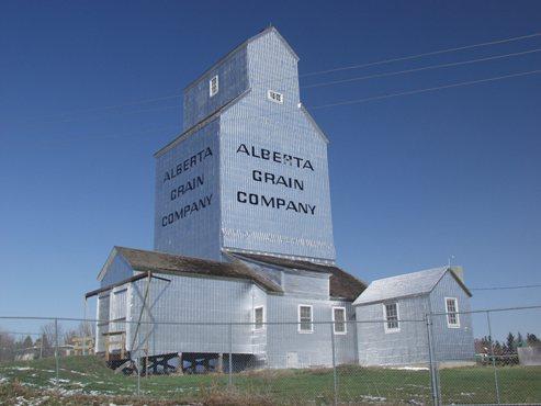 Alberta Grain Company Grain Elevator Provincial Historic Resource, St. Albert (October, 2006); Alberta Culture and Community Spirit, Historic Resources Management, 2006