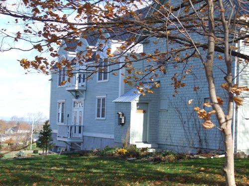 Rear elevation, Borden House, Grand Pré, Nova Scotia, 2006.
; Heritage Division, NS Dept. of Tourism, Culture and Heritage, 2006.