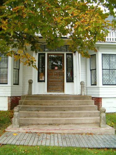 Front entrance, MacAskill House, St. Peter's, Nova Scotia, 2004.
; Heritage Division, NS Dept. of Tourism, Culture and Heritage, 2004.