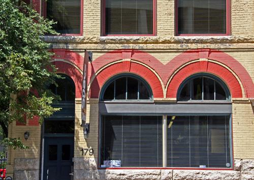 Wall detail of the W.F. Alloway Building, Winnipeg, 2006; Historic Resources Branch, Manitoba Culture, Heritage, Tourism and Sport, 2006