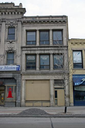 Primary elevation, from the west, of the Alloway and Champion Bank, Winnipeg, 2007; Historic Resources Branch, Manitoba Culture, Heritage, Tourism and Sport, 2007