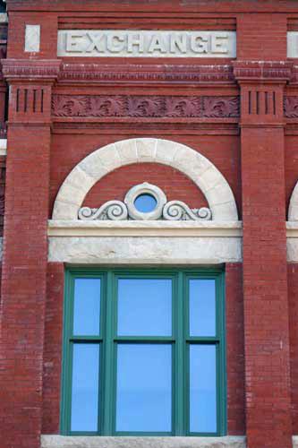 Detail of the Exchange Building, Winnipeg, 2006; Historic Resources Branch, Manitoba Culture, Heritage, Tourism and Sport, 2006