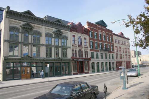 Contextual view, from the southeast, of the Utility Building and other buildings that make up the Red River College Princess Street Campus, Winnipeg, 2006; Historic Resources Branch, Manitoba Culture, Heritage, Tourism and Sport, 2006