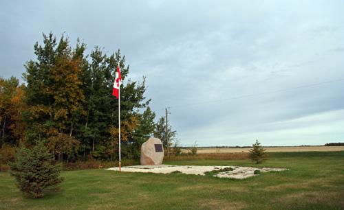 Contextual view, from the southwest, of the Opawaka School Site, Miami area, 2006; Historic Resources Branch, Manitoba Culture, Heritage and Tourism, 2006