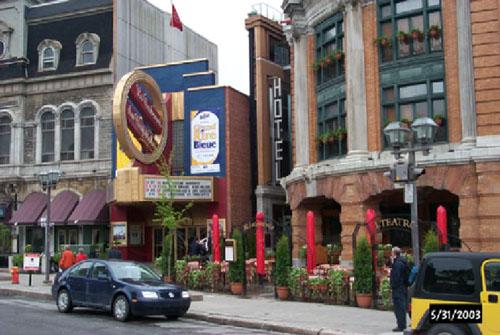 View of the main entrance of the Capitol Theatre, 2003.; Parks Canada Agency/ Agence Parcs Canada, 2003.
