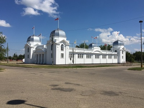 Corner view of the Dominion Exhibition Display Building Nº 2; Parks Canada | Parcs Canada
