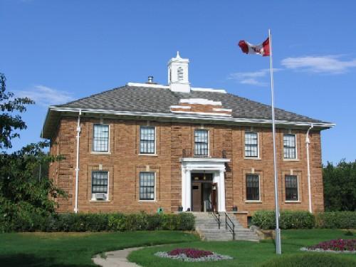Shaunavon Courthouse, 2006.; Government of Saskatchewan, Bernard Flaman, 2006.