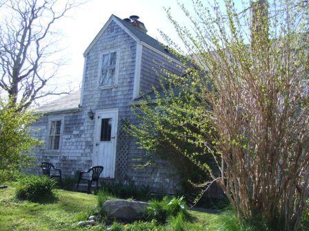 Rear elevation, Shakespear House, Shelburne, Nova Scotia, 2007.
; Heritage Division, NS Dept. of Tourism, Culture and Heritage, 2007.