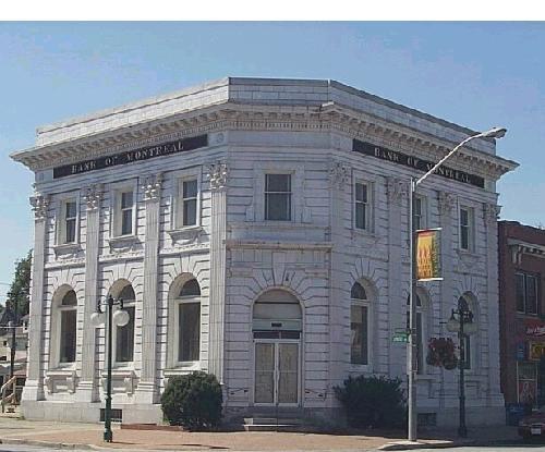 Clad in white-glazed terra cotta, this Beaux Arts style bank was built in 1912-13.; City of Windsor, Planning Department