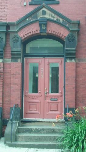 This image provides a view of the segmented arch entry, 2005. ; City of Saint John