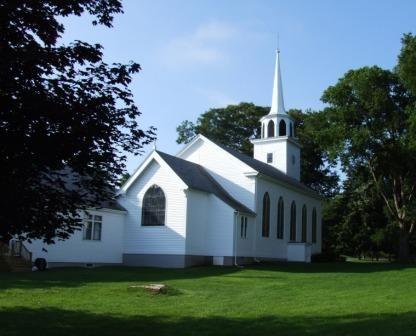 Rear and west elevation, St. Luke's Anglican Church, Annapolis Royal, Nova Scotia, 2006.
; Heritage Division, NS Dept. of Tourism, Culture and Heritage, 2006.