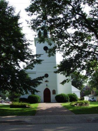 Front elevation, St. Luke's Anglican Church, Annapolis Royal, Nova Scotia, 2006.; Heritage Division, NS Dept. of Tourism, Culture and Heritage, 2006.