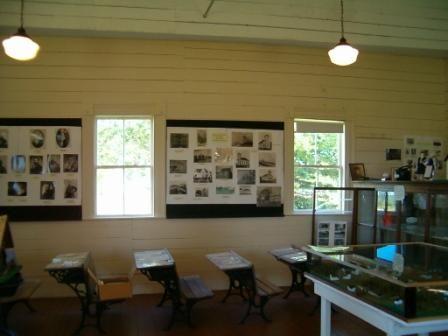 Interior, Minudie School Museum, Minudie, Nova Scotia, 2005.
; Heritage Division, NS Dept. of Tourism, Culture and Heritage, 2005.