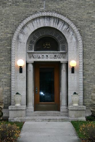 Primary entrance of the Wardlow Apartments, Winnipeg, 2006; Historic Resources Branch, Manitoba Culture, Heritage and Culture, 2006