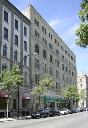 Primary elevation, from the southeast, of the Adelman Building, Winnipeg, 2005; Historic Resources Branch, Manitoba Culture, Heritage, Tourism and Sport, 2005