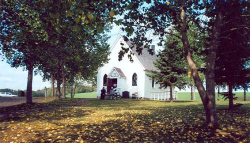 Methodist Church at the Victoria District, 2000.; Agence Parcs Canada/ Parks Canada Agency, Lynda Villeneuve, 2000.