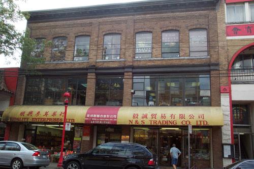 Exterior view of the Chinese Theatre; City of Vancouver, 2004