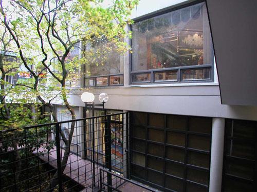 Exterior view of 127 East Pender Street; City of Vancouver, 2004