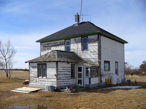 View of the side and rear elevations of "Heggie" House, 2007.; Mike Fedyk, 2007.