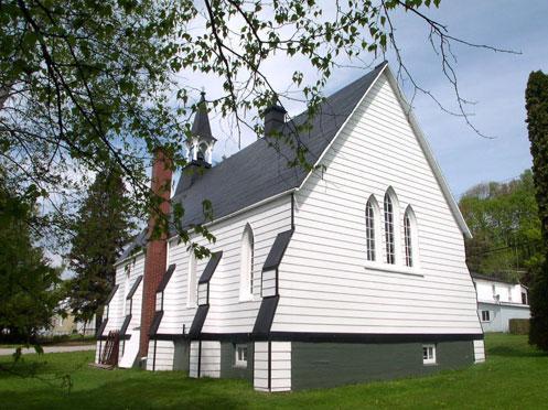 Église Saint-John-the-Evangelist; Fondation du patrimoine religieux du Québec, 2003