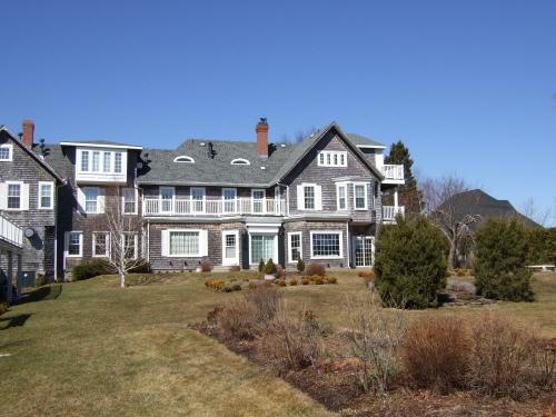This photograph illustrates the rear view of the building and the spacious landscape, 2007.; Town of St. Andrews