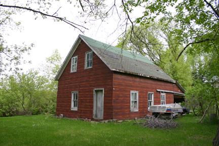 Primary elevations, from the southwest, of the Cox House, Lockport area, 2007; Historic Resources Branch, Manitoba Culture, Heritage, Tourism and Sport, 2007