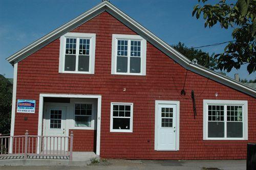 Front elevation of 6 Drury Lane, Annapolis Royal, Nova Scotia; Heritage Division, NS Dept. of Tourism, Culture and Heritage, 2007