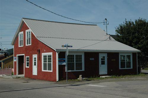 East elevation of 6 Drury Lane, Annapolis Royal, Nova Scotia; Heritage Division, NS Dept. of Tourism, Culture and Heritage, 2007
