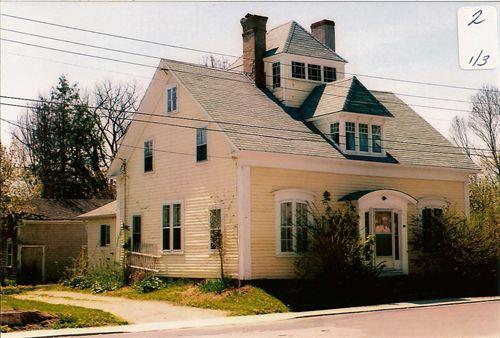 Front and side elevations, 14 Albert Street, Bridgetown, NS, 1985.; Bridgetown and Area Historical Society, 1985.
