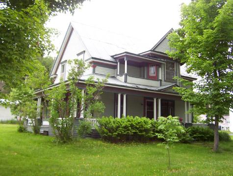 Frank Swim Residence overlooking the Main Southwest Miramichi River, 2007.; Village of Doaktown
