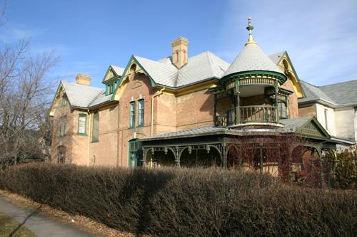 Contextual view, from the southwest, of the Paterson-Matheson House, Brandon, 2006; Historic Resources Branch, Manitoba Culture, Heritage, Tourism and Sport, 2006