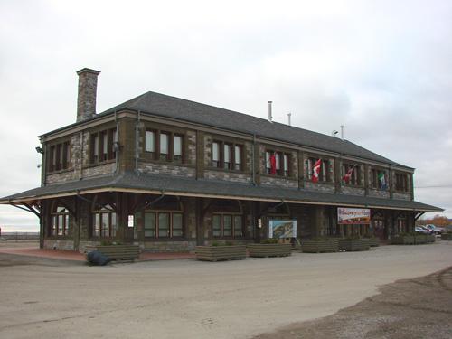 North elevation of the North Bay CPR Station.; OHT, 2006