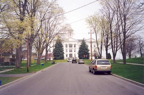 View of the building looking north along College Street – November 2002; OHT, 2002
