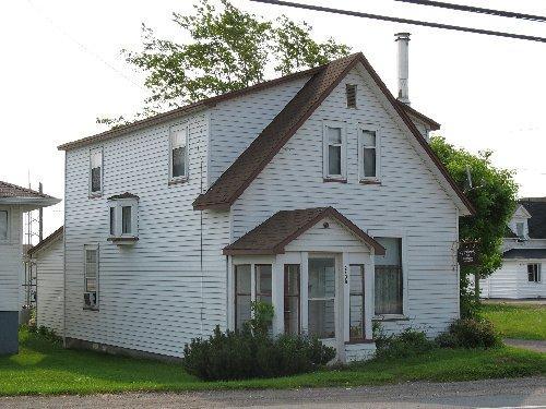 Photo of the Dr. Smith House looking east; Town of Tracadie-Sheila
