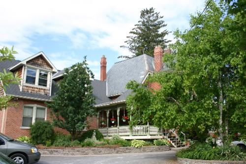 Martha Street facade; Susan Schappert, 2007