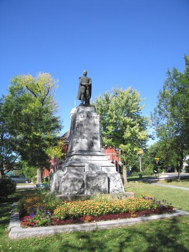 Monument de Charles-Michel D'Irumberry de Salaberry; Ministère de la Culture, des Communications et de la Condition féminine, Jean-François Rodrigue, 2007