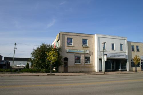 Contextual view, from the south, of the Law Office Building (centre), Swan River, 2007; Historic Resources Branch, Manitoba Culture, Heritage, Tourism and Sport, 2007