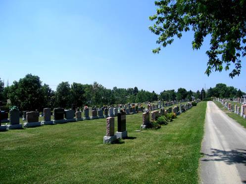 Cimetière de Sainte-Anne-des-Plaines; Ministère de la Culture, des Communications et de la Condition féminine, Jean-François Rodrigue, 2005