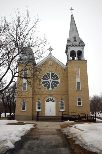 View of main elevation of the Sacred Heart of Jesus Roman Catholic Church, Fannystelle, 2005; Historic Resources Branch, Manitoba Culture, Heritage, Tourism and Sport, 2005