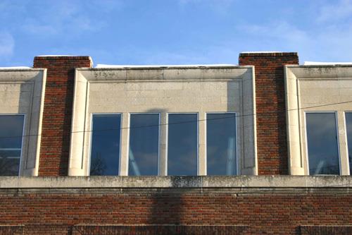 Detail view of the Stovel Printing Building, Winnipeg, 2007; Historic Resources Branch, Manitoba Culture, Heritage and Tourism, 2007