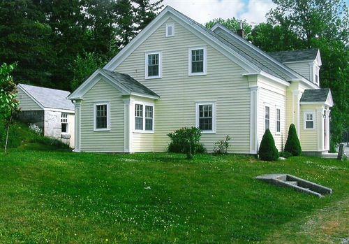 Side and front elevations of Lyle House, Port Clyde, 2008.; Department of Tourism, Culture and Heritage, Province of Nova Scotia 2008